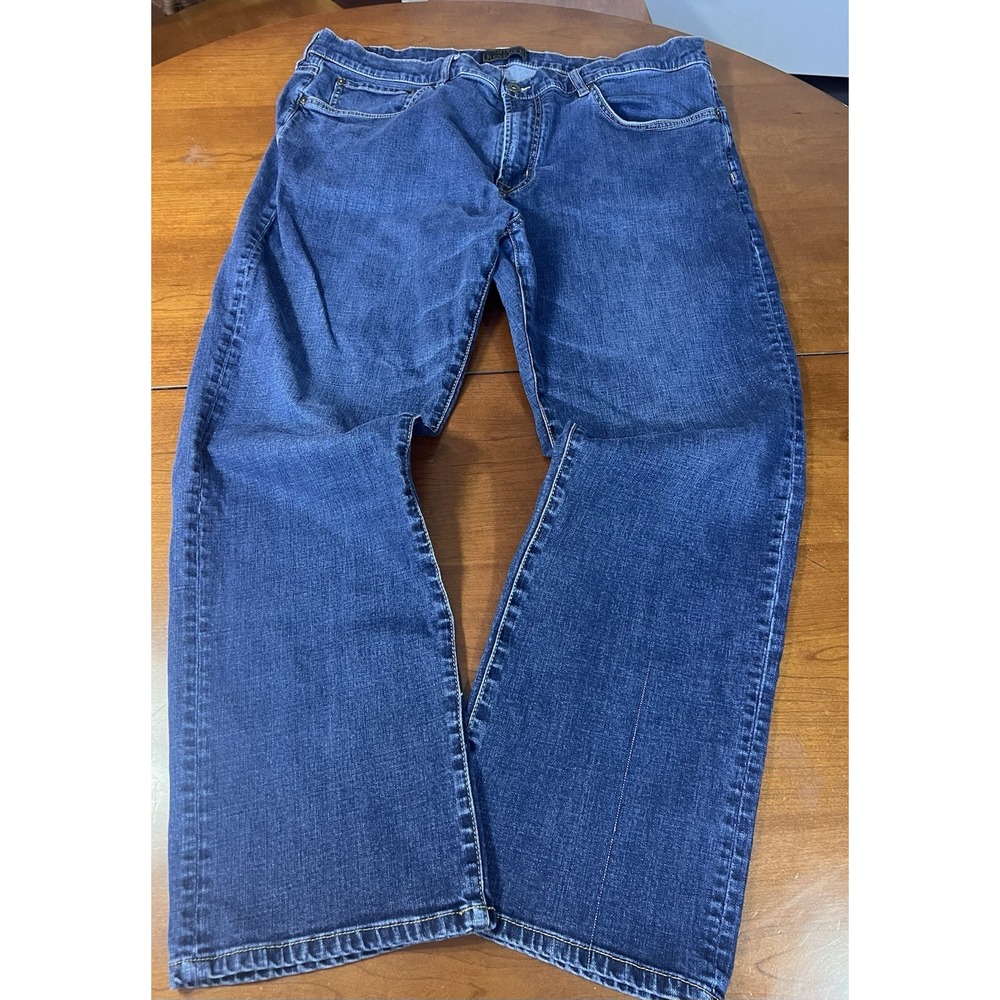 Jos A Bank Reserve Jeans Mens 40W X 30L  Traditional Fit Stretch Denim
